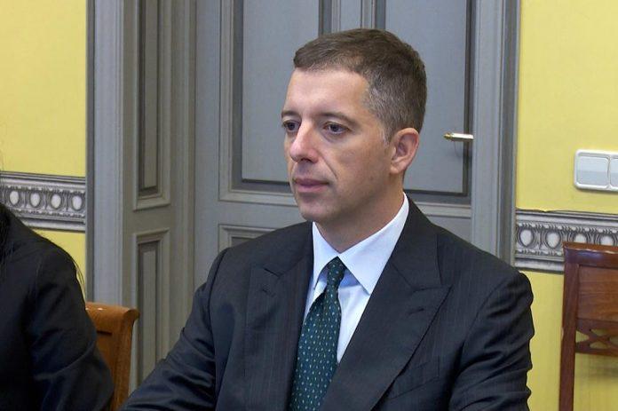 ministar-duric-cestitao-vaskrs:-praznik-nas-upucuje-na-temelje-naseg-postojanja,-snagu-svetlosti,-zajednistva-i-nade