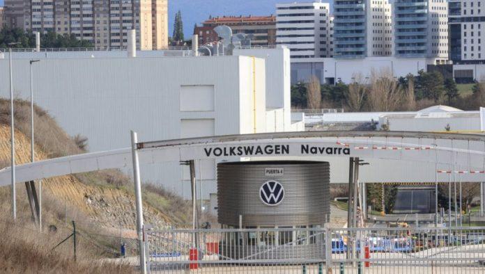 istorija-se-ponavlja:-evropa-ponovo-pretvara-auto-fabrike-u-vojne