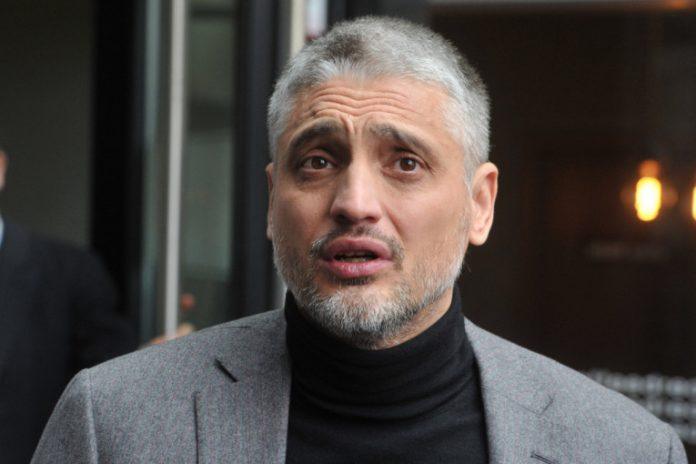 zbog-dece-cede-jovanovica-place-kompletna-nacija!-ono-sto-su-porucili-ocu-se-deli-munjevitom-brzinom,-internet-bruji-o-njihovoj-poruci!