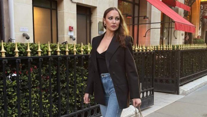 sik-izdanje-aleksandre-prijovic-prosetala-parizom-skockana-od-glave-do-pete:-cipele-nema-ko-nije-primetio-(foto)