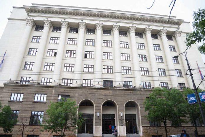 uslovna-kazna-za-“spaljivanje”-novinarke:-apelacioni-sud-smanjio-kaznu-sasi-mirovicu-koji-je-ugrozio-sigurnost-novinarke-kurira