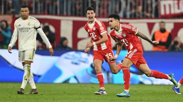 Спектакл-са-седам-голова-у-Минхену-послао-Бајерн-у-полуфинале-Лиге-шампиона,-црвени-картон-пресекао-Реал