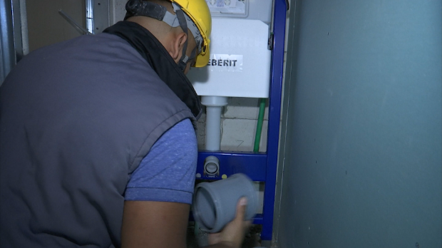 Професионални-управник-или-комшија-–-ко-боље-води-зграду-и-како-се-троши-новац-станара Професионални-управник-или-комшија-–-ко-боље-води-зграду-и-како-се-троши-новац-станара