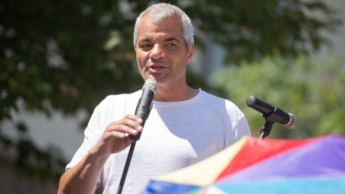 gradonacelnik-maribora-pod-lupom-pokrenuta-istraga-zbog-primanja-mita,-nalozen-pretres-stana-i-zaplena-telefona