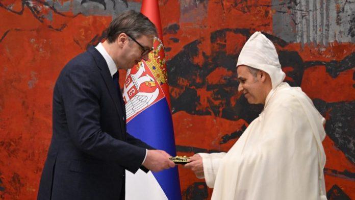“spremni-da-intenziviramo-dijalog”-vucic-primio-akreditive-ambasadora-maroka-i-jos-pet-ambasadora-na-nerezidencijalnoj-osnovi-(foto)