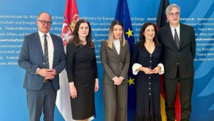 ministarka-mesarovic-u-berlinu-o-resenju-problema-profesionalnih-vozaca:-sa-ministarkom-privrede-o-konkretnim-zajednickim-aktivnostima