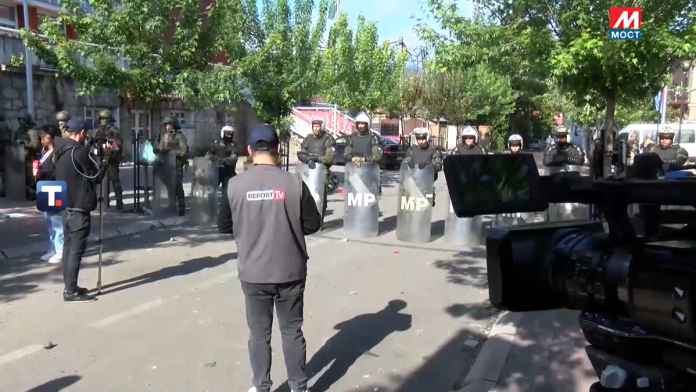 tuzilastvo-u-pristini-podiglo-optuznicu-protiv-srbina-zbog-ucestvovanja-u-protestima-u-zvecanima