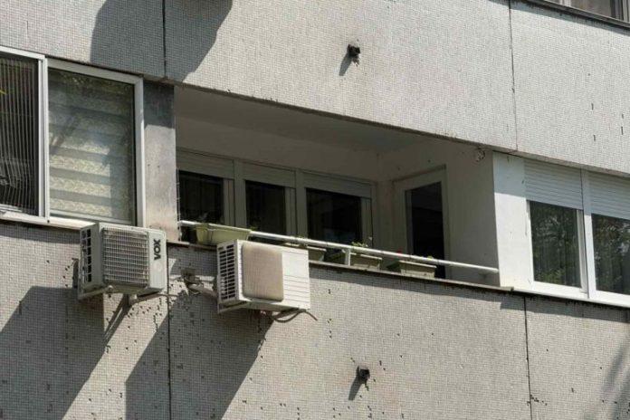 u-ovoj-zgradi-je-bulat-napao-suprugu-mariju:-pogledajte-sta-smo-zatekli-ispred-stana-pevaca,-komsije-izbezumljene!-(video)