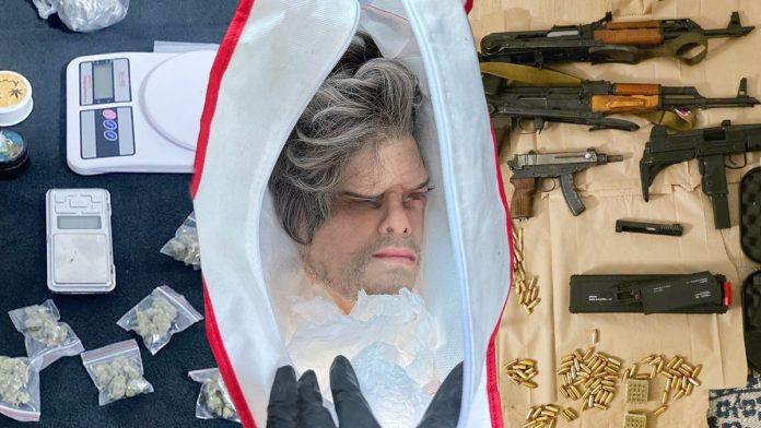 (foto,-video)-oglasio-se-mup-o-velikoj-akciji-ukp-a-zaplenjeni-pistolji,-puske-i-droga:-od-ove-maske-podilazi-jeza