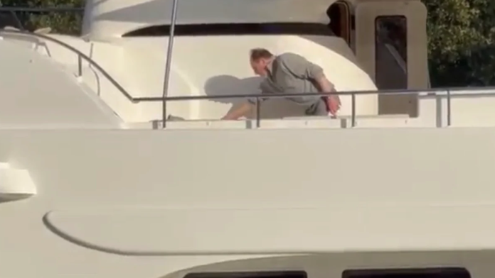 mladozenja-cistio-po-jahti-kojom-je-stigao-na-svadbu-melina-dzinovic-se-krila-u-kabini,-a-njen-dzefri-u-dzemperu-(video)