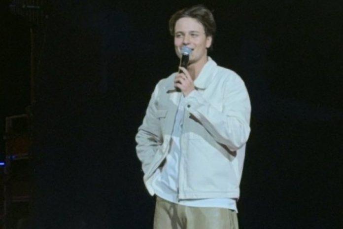 cela-dvorana-vristi-na-sav-glas!-jakov-jozinovic-u-neverici,-a-tek-da-cujete-ko-je-specijalni-gost!-(video,-galerija)