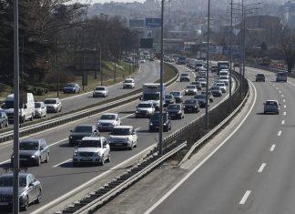 NE KREĆITE NA PUT BEZ OVOGA! Bliži se Prvi maj, a zbog jedne greške vaš odmor može postati NOĆNA MORA ne-krecite-na-put-bez-ovoga!-blizi-se-prvi-maj,-a-zbog-jedne-greske-vas-odmor-moze-postati-nocna-mora