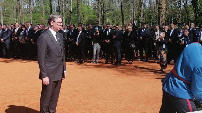 danas-obelezavanje-dana-secanja-na-zrtve-genocida-nad-srbima,-jevrejima-i-romima-u-donjoj-gradini,-prisustvuje-i-vucic-(video)