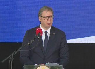 “BEOGRAD JE BORBOM DOČEKIVAO HITLEROVE AVIONE, ZAGREB CVEĆEM” Vučić u Donjoj Gradini: “Oni koji su bili nacističke sluge danas su valjda dobri momci” “beograd-je-borbom-docekivao-hitlerove-avione,-zagreb-cvecem”-vucic-u-donjoj-gradini:-“oni-koji-su-bili-nacisticke-sluge-danas-su-valjda-dobri-momci”