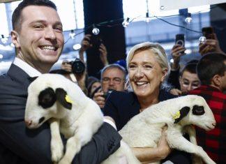 FRANCUSKA DESNICA SE PRIPREMA ZA IZBORE Marin Le Pen i Bardela poslali pismo poslovnim liderima: “Želimo da identifikujemo ovo” francuska-desnica-se-priprema-za-izbore-marin-le-pen-i-bardela-poslali-pismo-poslovnim-liderima:-“zelimo-da-identifikujemo-ovo”