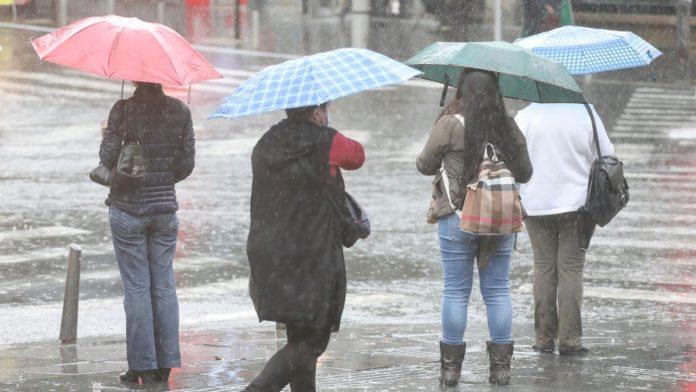 (radarske-slike)-otvorilo-se-nebo-u-srbiji,-kisa-pada-u-beogradu-ovi-gradovi-su-sledeci-na-udaru:-gradani-budite-na-oprezu,-najgore-tek-stize