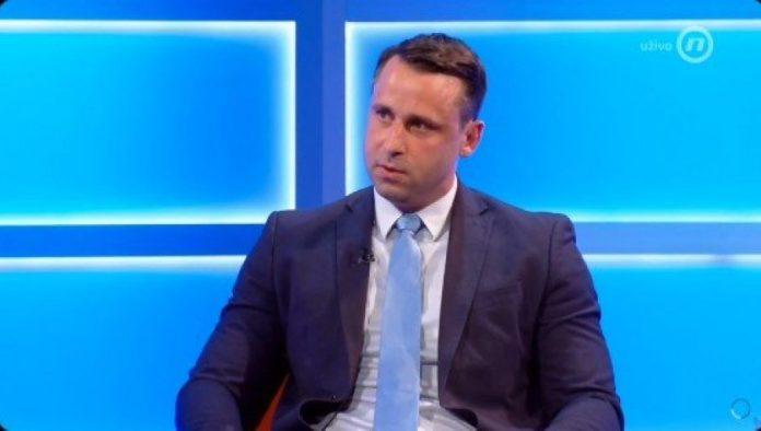 zvanicno-pukla-svaka-mogucnost-da-opozicija-ne-izade-na-izbore-i-podrzi-studente-blokadere:-sinoc-sve-potvrdeno-uzivo-(video)