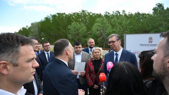 vucic-porucio-kurtiju:-srbija-radi-na-stabilizaciji-prilika,-postovanju-medunarodnog-javnog-prava,-rezolucije-1244-i-povelje-un