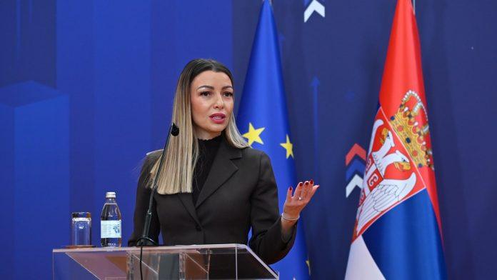 mesarovic:-protivzakonito-je-da-se-dokic-bavi-politikom-sa-mesta-rektora