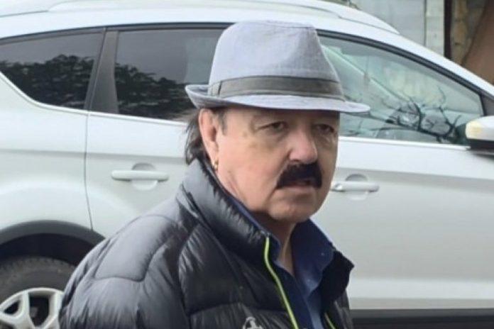 “uzela-je-pozamasnu-sumu-i-otisla-bez-pozdrava!”-o-harisovoj-bisoj-bruji-srbija,-pljuste-uvrede-–-otela-si-mi-hleb-iz-usta!