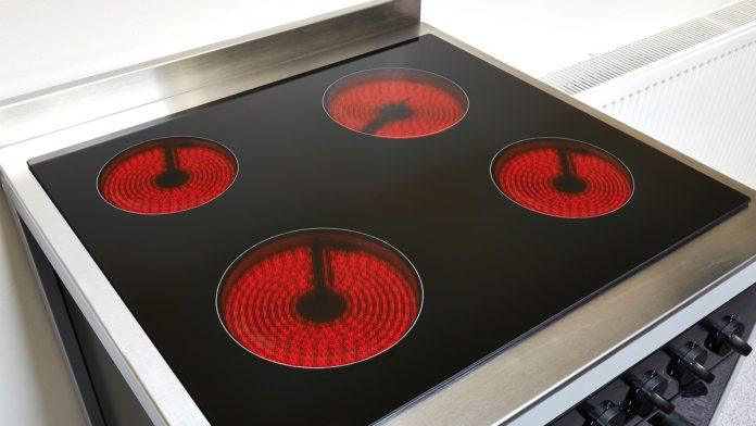 dosao-je-kraj-indukcionim-plocama:-sa-ovim-cete-imati-manji-racun-za-struju-i-mozete-da-koristite-bas-sve-vrste-posuda
