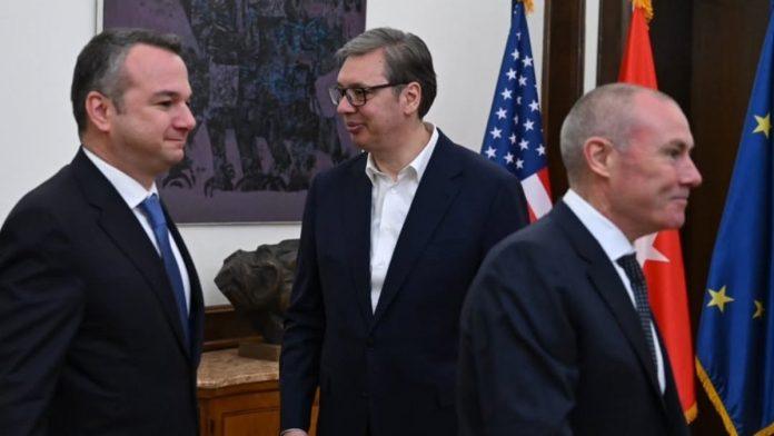 vucic-sa-behtelom-o-napretku-na-moravskom-koridoru:-trazio-da-se-postuju-rokovi-za-cacak-kraljevo-(foto)