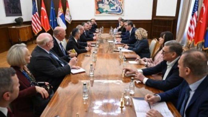 vucic-sa-behtel–enka-o-napretku-na-moravskom-koridoru:-postovati-rokove-za-cacak-kraljevo