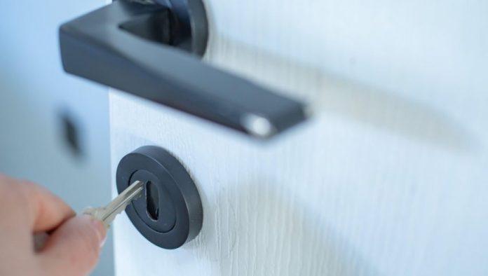 kupci-u-dilemi:-stan-na-spratu-ili-vise-prostora-u-suterenu