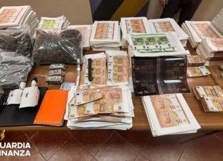 Lažnim evrima preplavio Evropu: Italijanska policija otkrila dosad najveću operaciju falsifikovanja novca u Napulju laznim-evrima-preplavio-evropu:-italijanska-policija-otkrila-dosad-najvecu-operaciju-falsifikovanja-novca-u-napulju