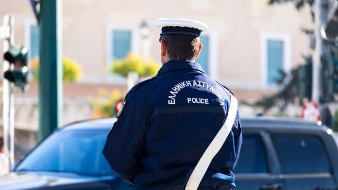 sok-kazne-na-putevima-grcke-nema-opustanja-ni-ako-ste-putnik:-za-ovaj-prekrsaj-i-do-800-evra,-placa-i-vozac-zbog-greske-suvozaca