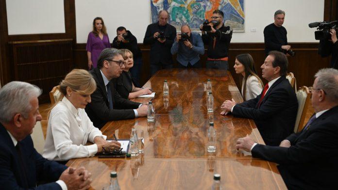 vucic-nastavio-konsultacije,-sastao-se-sa-predstavnicima-pokreta-snaga-srbije-–-bk:-“izbori-potrebni-sto-pre-da-bi-se-tenzije-u-drustvu-smirile”