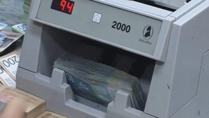 najavljuje-se-nova-pomoc-od-10.000-dinara:-ceka-se-samo-jedna-vazna-odluka-za-sve-ove-gradane