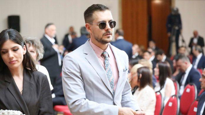 u-skoli-su-bili-katastrofalni-daci,-a-danas-su-velike-zvezde-bikovic-imao-keca-iz-ruskog,-on-jedinicu-iz-fizickog,-a-sasa-matic-umalo-ponavljao-razred