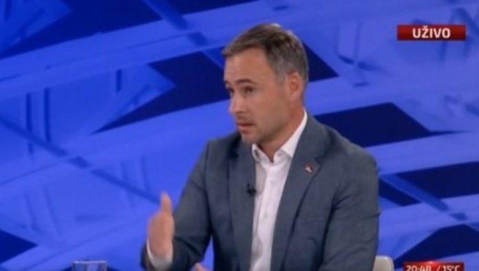 aleksic-napao-politicara-dokica:-raskrinkana-zloupotreba-univerziteta-i-funkcije-rektora