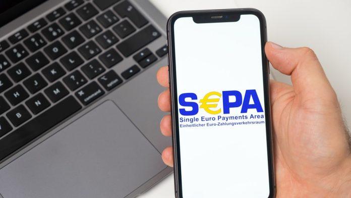 od-5.-maja-srbija-ulazi-u-sepa-sistem-–-kako-da-posaljete-novac-bez-greske:-banke-objavile-uputstvo,-korak-po-korak
