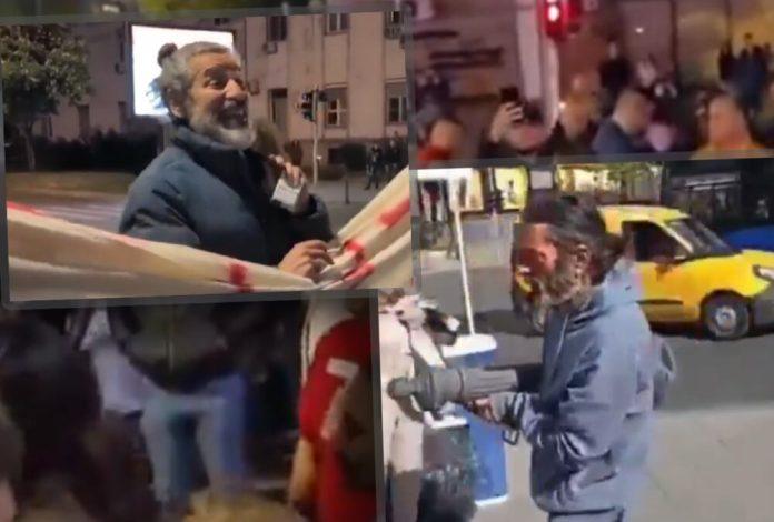 ovako-je-blokaderska-“elita”-pravila-haos-u-zemunu!-pogledajte-sramne-scene:-divljaju,-skacu,-a-poznati-glumac-psuje-(video)
