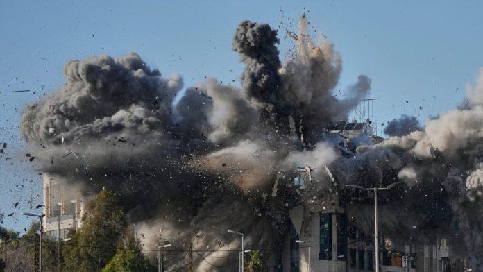 “prekinite-ili-cete-se-suociti-sa-mocnom-snagom”-iran-zapretio-americi-i-izneo-svoje-zahteve,-tramp-poslao-zeta-u-islamabad,-izrael-bombarduje-liban