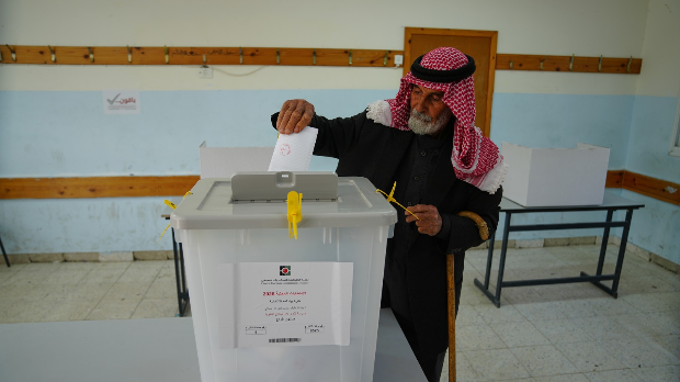 У-Палестини-одржани-локални-избори,-грађани-Појаса-Газе-после-20-година-изашли-на-биралишта