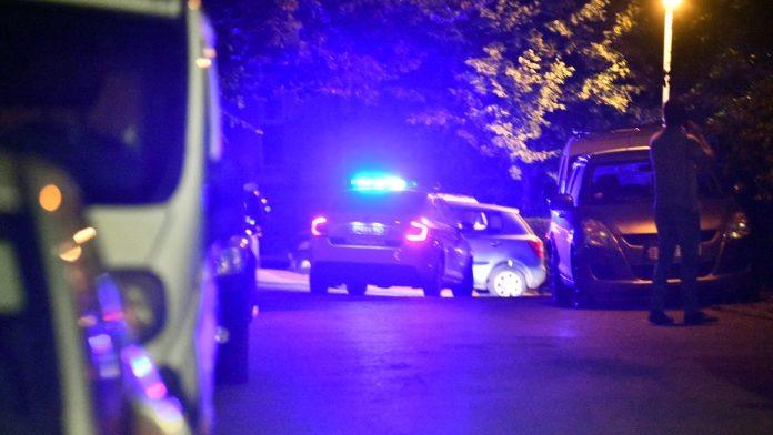 prvi-snimak-potrage-za-decakom-(6)-opsadno-stanje-u-nisu:-malisan-nestao-nakon-sto-se-igrao-s-bratom-blizancem,-na-ulicama-grada-veliki-broj-policajaca-(video)