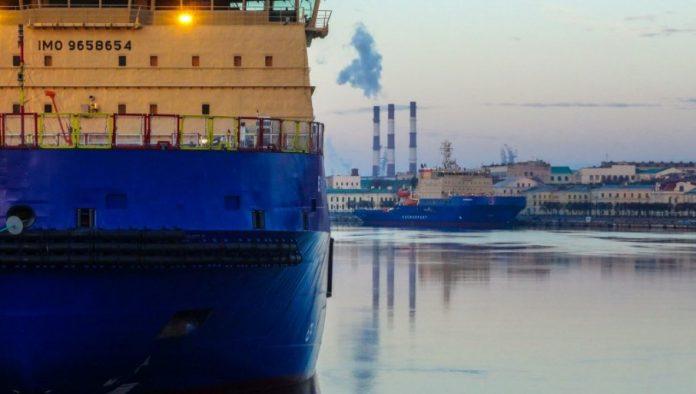 putinov-obavestajac:-suecki-kanal-i-transarkticki-koridor-mogu-efikasno-da-saraduju