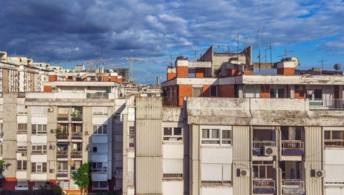 ovo-su-najjeftiniji-stanovi-u-srbiji:-kvadrat-i-dalje-ispod-500-evra-u-ovim-gradovima-–-evo-gde-mozete-kupiti-nekretninu-za-male-pare