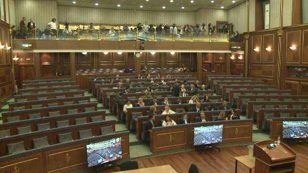 Самоопредељење-бира-новог-председника,-свесно-кршећи-устав-у-Приштини