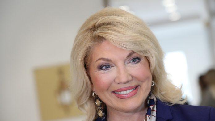 “ne-znam-kako-cu-preziveti-cerkin-porodaj”-suzana-mancic-udala-naslednicu-za-generala,-sad-progovorila-o-prinovi