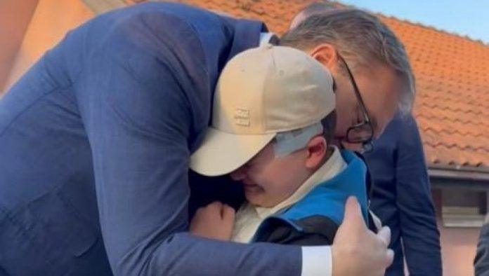 vucic-odrzao-rec,-mali-andrija-na-vecitom-derbiju:-znao-sam-da-ce-predsednik-da-odrzi-obecanje-koje-mi-je-dao-kad-je-bio-u-mojoj-kuci