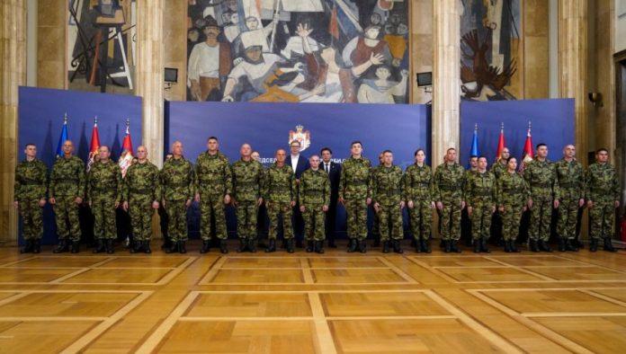 srpski-mirovnjaci-iz-libana-na-prijemu-kod-vucica:-“hvala-vam-sto-ni-u-jednom-trenutku-niste-doveli-u-pitanje-ugled-srpskog-vojnika”-(video)