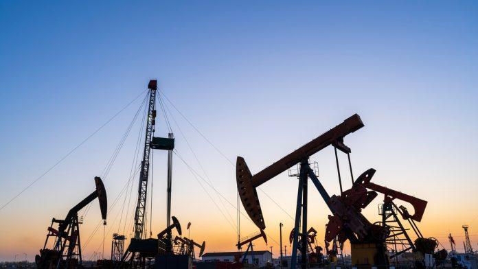 nafta-brent-poskupela-na-vise-od-111-dolara:-tramp-razmatra-predlog-irana-za-okoncanje-rata