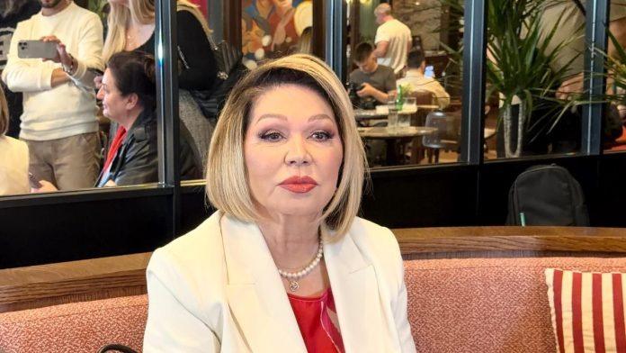 (video)-“neka-je-zdravlje-posluzi,-ljudi-je-vole”-neda-ukraden-odgovorila-na-negativne-komentare-o-vesni-zmijanac,-pa-progovorila-o-dugovima-i-kreditima