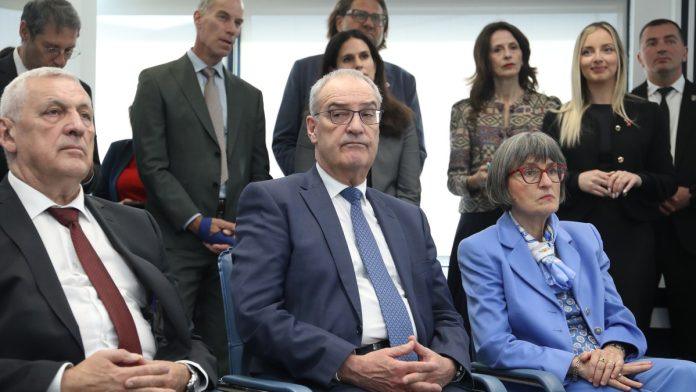 uskoro-novi-ciklus-programa-za-startape-“raising-start”:-predsednik-svajcarske-obisao-ntp-beograd-(foto)