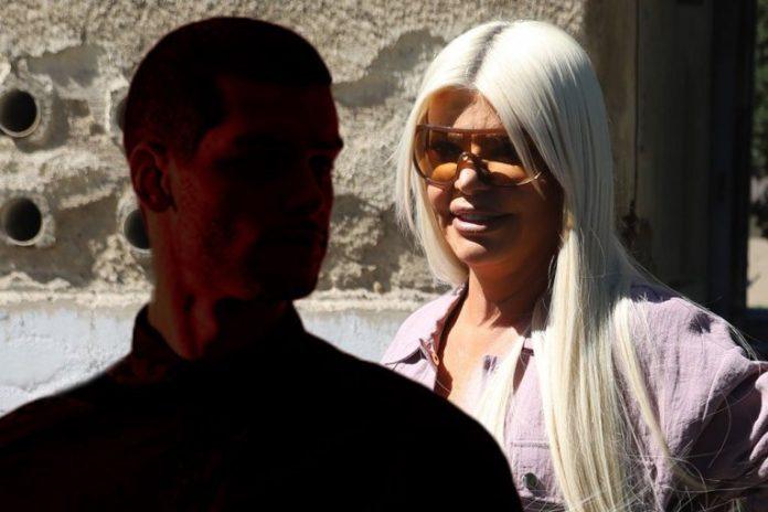 ovo-je-momak-s-kojim-je-dara-bila-od-cetiri-do-pola-sedam?!-gore-mreze-zbog-ucesnika-rijalitija,-sokirace-vas-njena-reakcija!