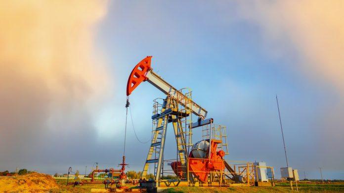 cene-nafte-na-najvisem-nivou-od-pocetka-aprila:-blokada-ormuskog-moreuza-i-izlazak-uae-iz-opek-a-podigli-trziste